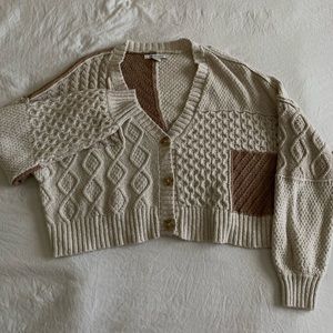 Cropped Color block Cardigan🤎